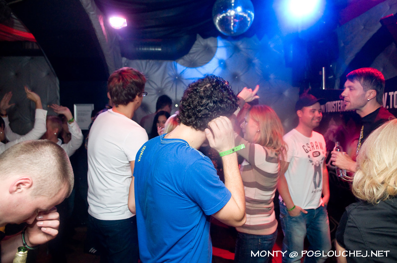 MINIMAL PEOPLE  - Sobota 13. 10. 2012